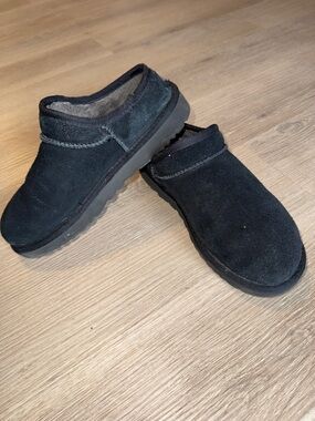 UGG Classic Slippers Black Suede Slip On Shoes